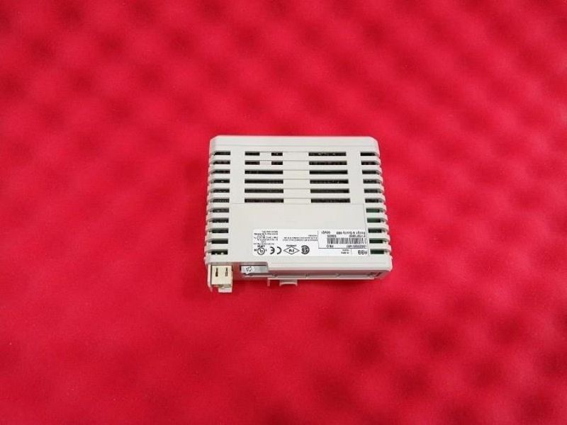 DO820 ABB S800 I/O 8 Channel Output Module 230V Abb Process Automation 3BSE008514R1